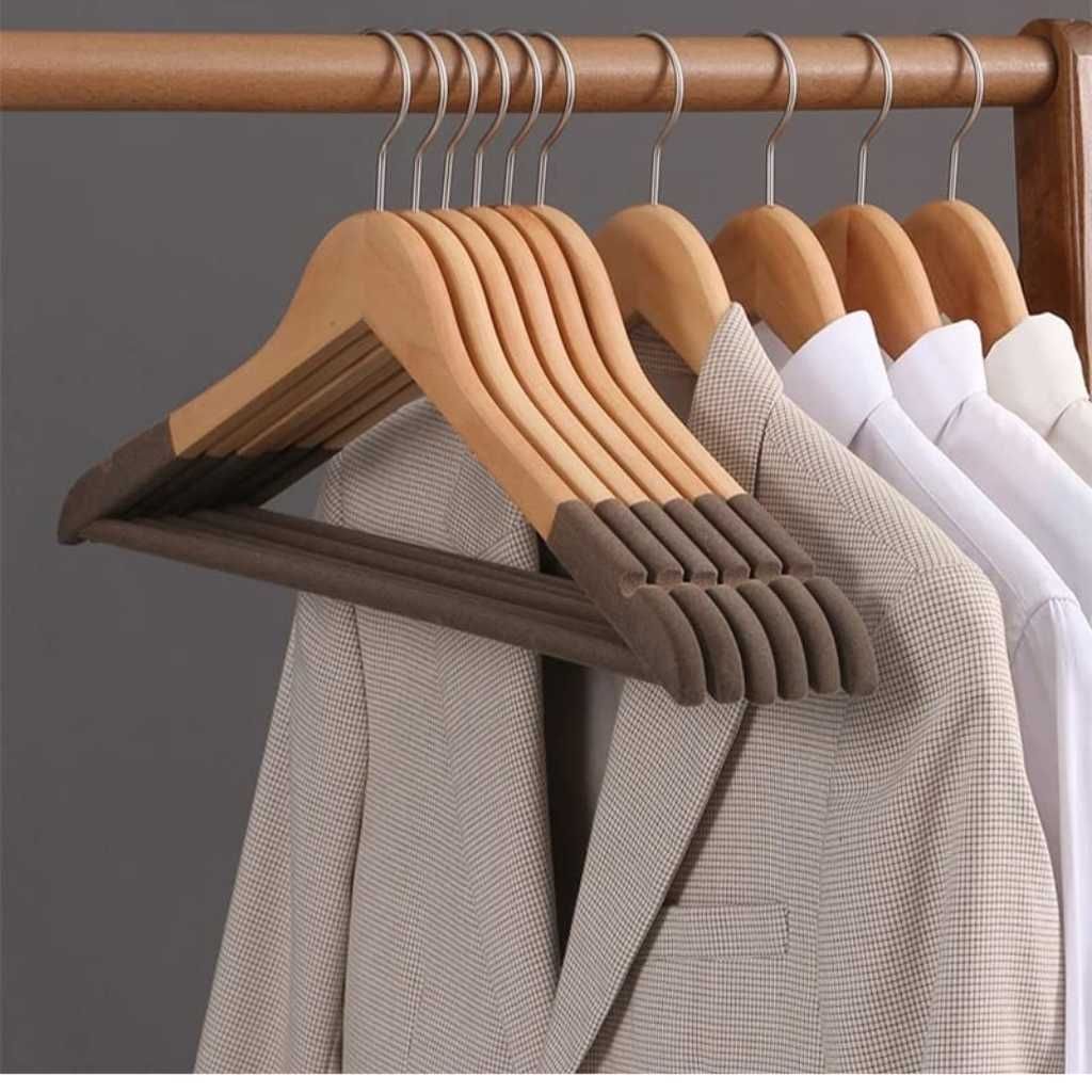 Wooden Clothes Hangers with Non-Slip Bar & 360° Swivel Chrome Hook – Wardrobe & Cupboard Organizer (20 Pieces)
