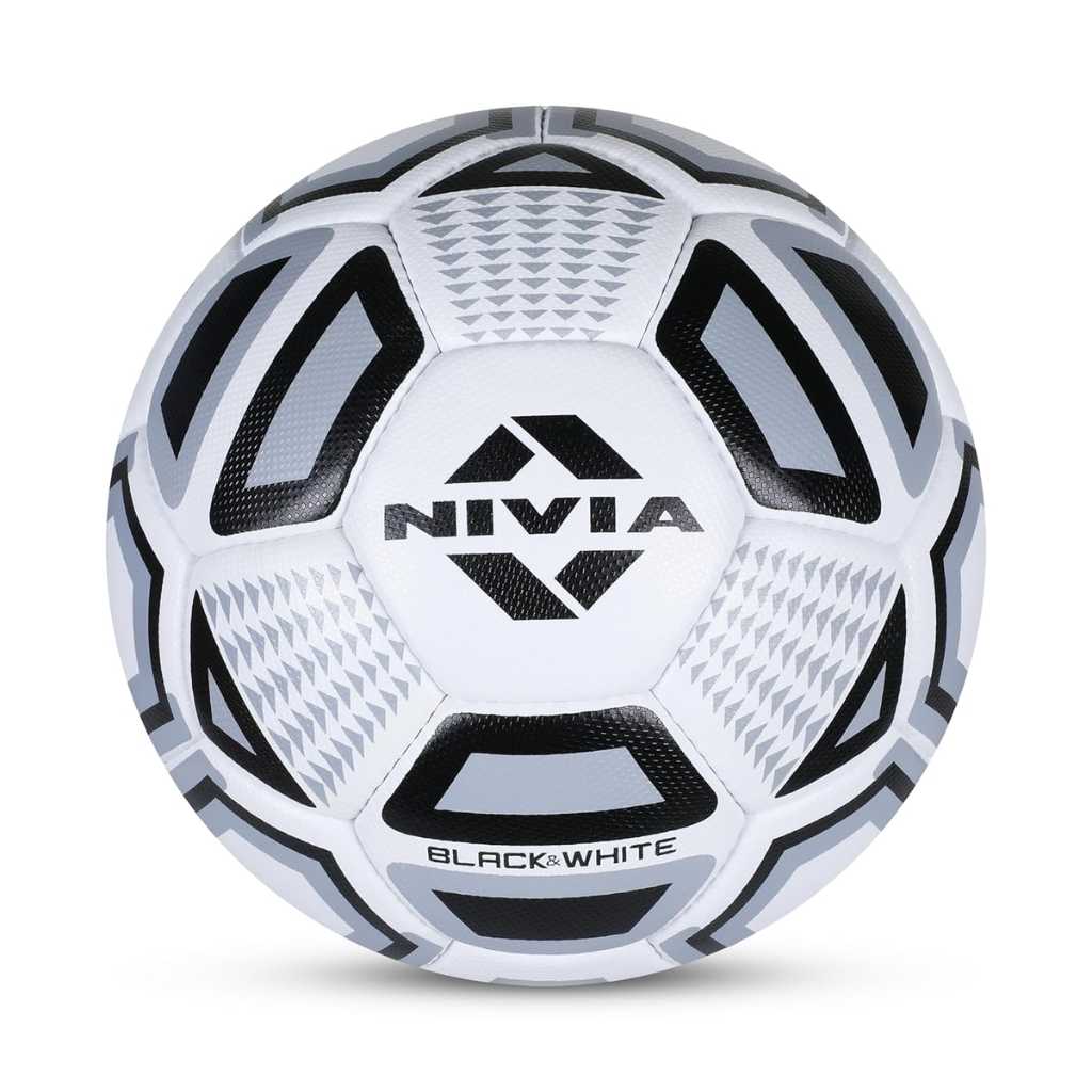 :Nivia Black & White Rubber Football (Size 4, Training/Match)