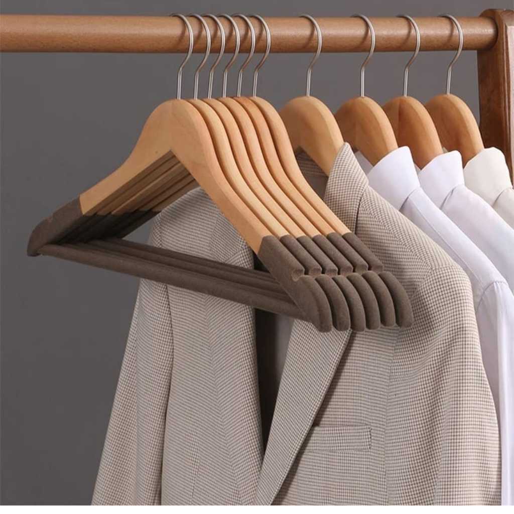Wooden Clothes Hangers with Non-Slip Bar & 360° Swivel Chrome Hook – Wardrobe & Cupboard Organizer (20 Pieces)